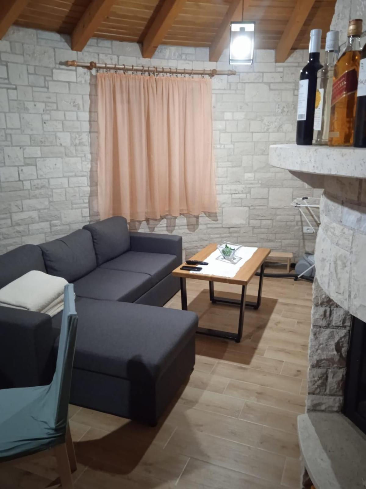Apartmani Belavic - Kazuni Peruski Ngoại thất bức ảnh